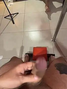 Stripchat Sex Cam of zui_lu