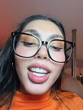 Stripchat Free Porn Cam of zui_lu