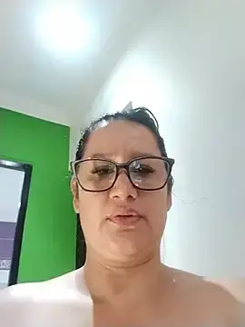 Stripchat Sex Cam of keilymadam