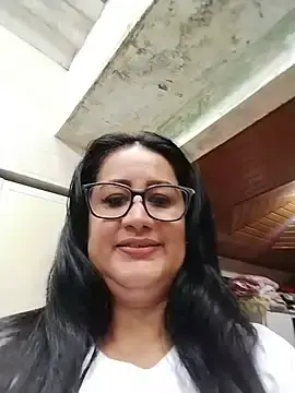 Stripchat Free Live Porn of keilymadam