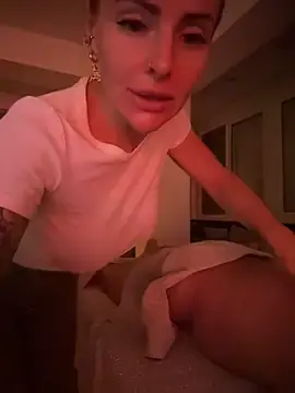 Stripchat Adult Webcam of EmaSalis