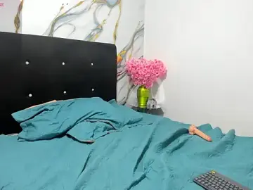 Stripchat Watch Live Sex Cams of ZaharaGoldwin