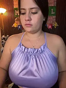 Stripchat Live Sex Cam of Natalia_Cleark09
