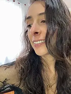 Stripchat Free Porn Cam of ScarletKings
