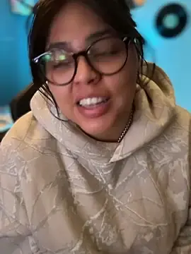 Stripchat Watch Live Sex Cams of miacanela_xo