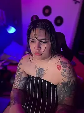 Stripchat Free Live Porn of miacanela_xo