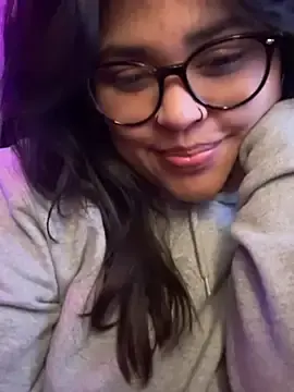 Stripchat Free Porn Cam of miacanela_xo