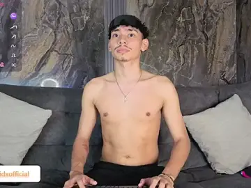Stripchat Free Porn Cam of Daviid_laidd