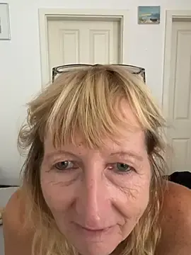 Stripchat Live Porn of MatureKim
