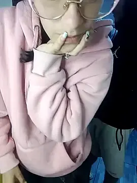 Stripchat Free Porn Cam of kingofqueenxxx