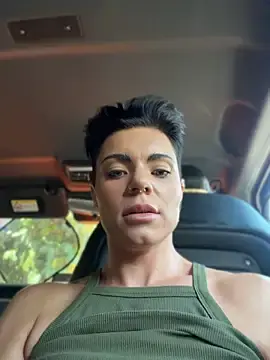 Stripchat Live Sex Cam of LukeLouHarvey