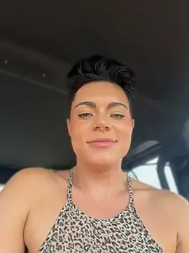 Stripchat Live Sex Cam of LukeLouHarvey
