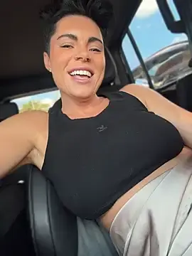 Stripchat Free Porn Cam of LukeLouHarvey
