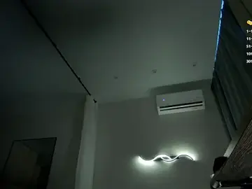 Stripchat Adult Webcam of Tommy_cat