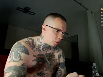 Stripchat Best live sex cam show of Tommy_cat