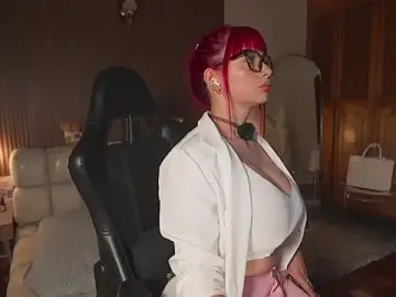 Stripchat Adult Webcam of KateOwens