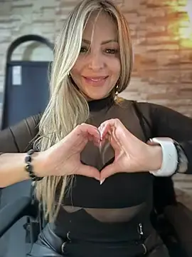 Stripchat Adult Webcam of _Abril-Office1