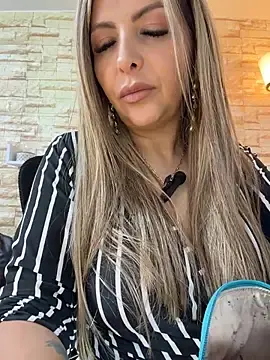 Stripchat Sex Cam of _Abril-Office1