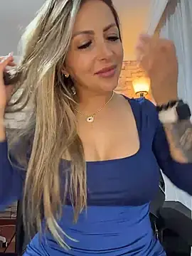 Stripchat Best live sex cam show of _Abril-Office1