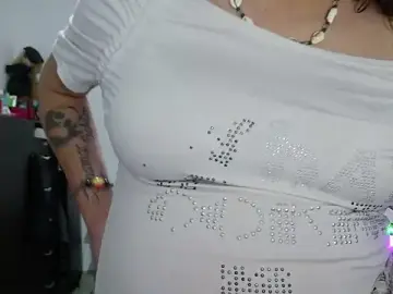 Stripchat Live Sex of curly_greeneyed