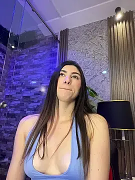 Stripchat Adult Webcams of evelyn_hills