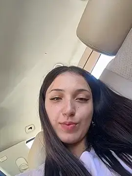 Stripchat Free Live Porn of DollyTall