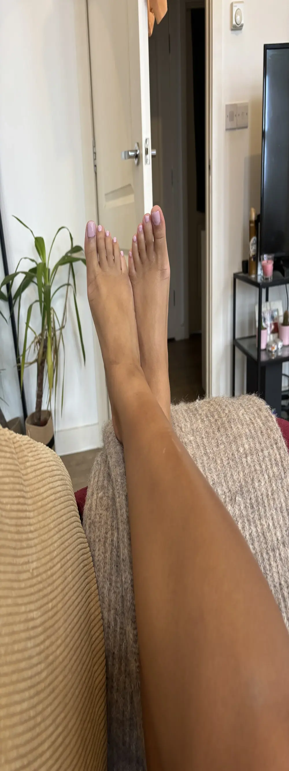 Melia_Rayne