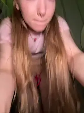 Stripchat Free Porn Cam of bambi_lu