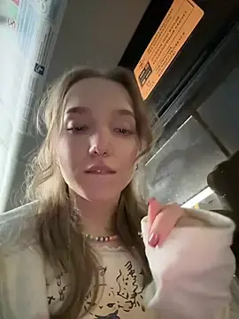Stripchat Free Porn Cam of bambi_lu