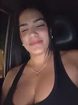 Stripchat Watch Live Sex Cams of camiysebas21