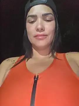 Stripchat Watch Live Sex Cams of camiysebas21