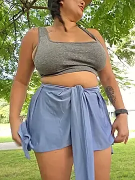 Stripchat Free Live Porn of camiysebas21