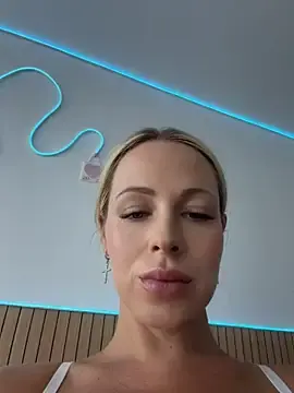 Stripchat Best live sex cam show of streetdoll