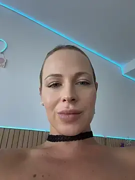 Stripchat Live Porn of streetdoll