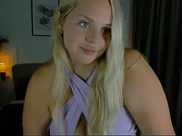 Stripchat Adult Video Chat of Nikolla_