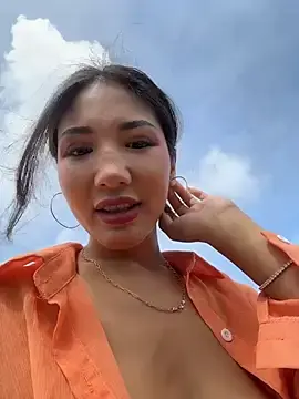 Stripchat Sex Cam of lean_lie8