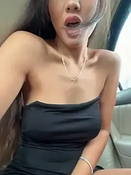 Stripchat Sex Cam of lean_lie8
