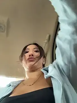 Stripchat Free Porn Cam of lean_lie8