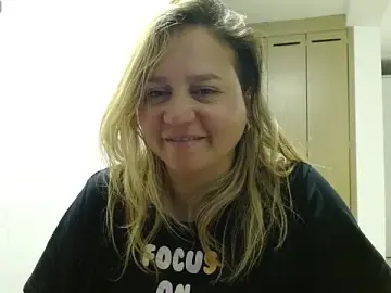 Stripchat Live Sex of LauraReeves