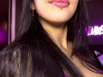 Stripchat Live Porn of bull_vixen2001