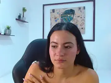 Stripchat Sex Cam of rosaleia_