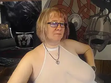 Stripchat Live Sex Cam of TittenMichelle