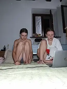 Stripchat Live Sex Cam of ella_maya