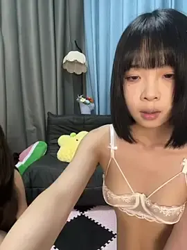 Stripchat Live Sex of qiqi_x