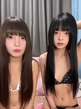 Stripchat Live Sex of qiqi_x