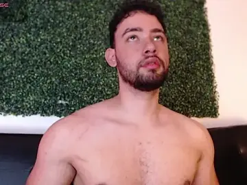 Stripchat Sex Cam of sam_ford_2