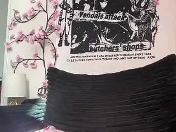 Stripchat Live Sex Cam of Sad1st1kSadie