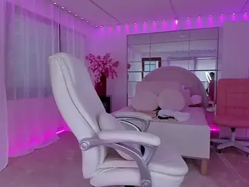 Stripchat Free Live Porn of missdiamond_