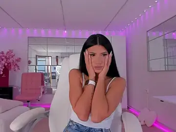 Stripchat Live Sex Cam of missdiamond_