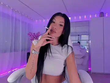 Stripchat Sex Cam of missdiamond_
